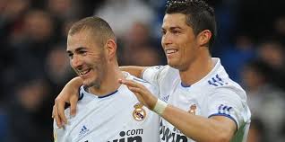 Benzema Beri Sinyal Tinggalkan Real Madrid